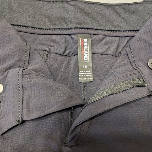 Kirkland Signature Ladies Hiking Pants - Picture 2 of 7